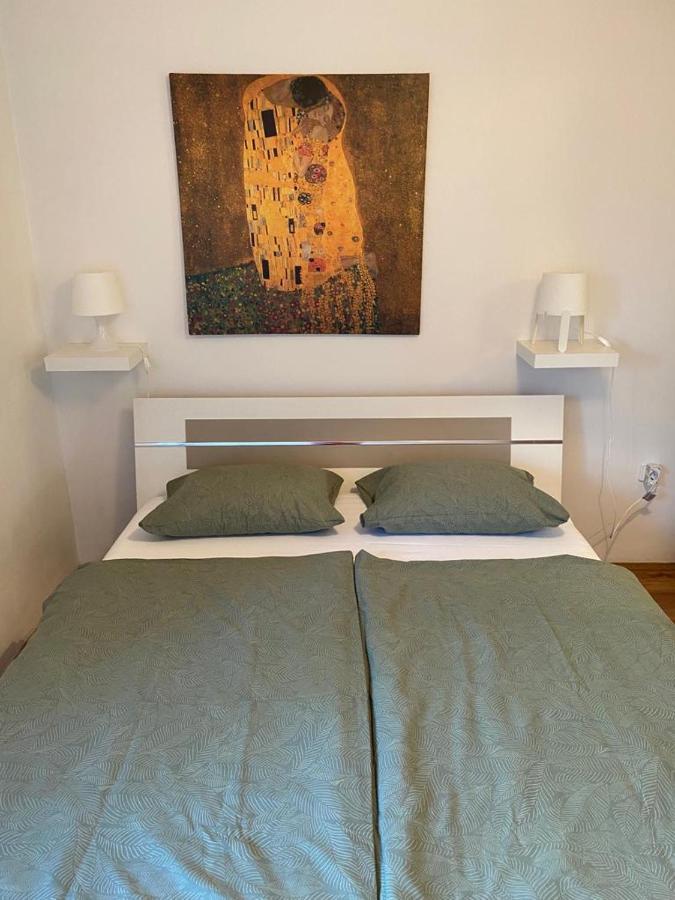 Modern Apartment In Porec Bagian luar foto